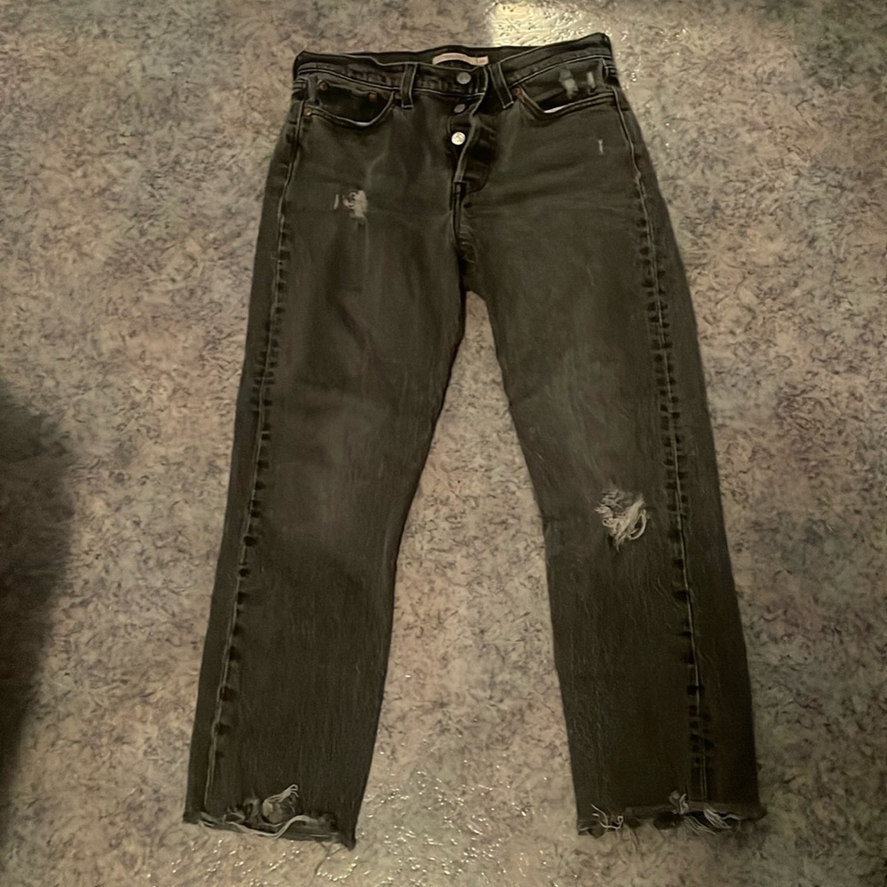 BUY 1 ITEM GET 1 FREE Levis Wedgie Straight jeans